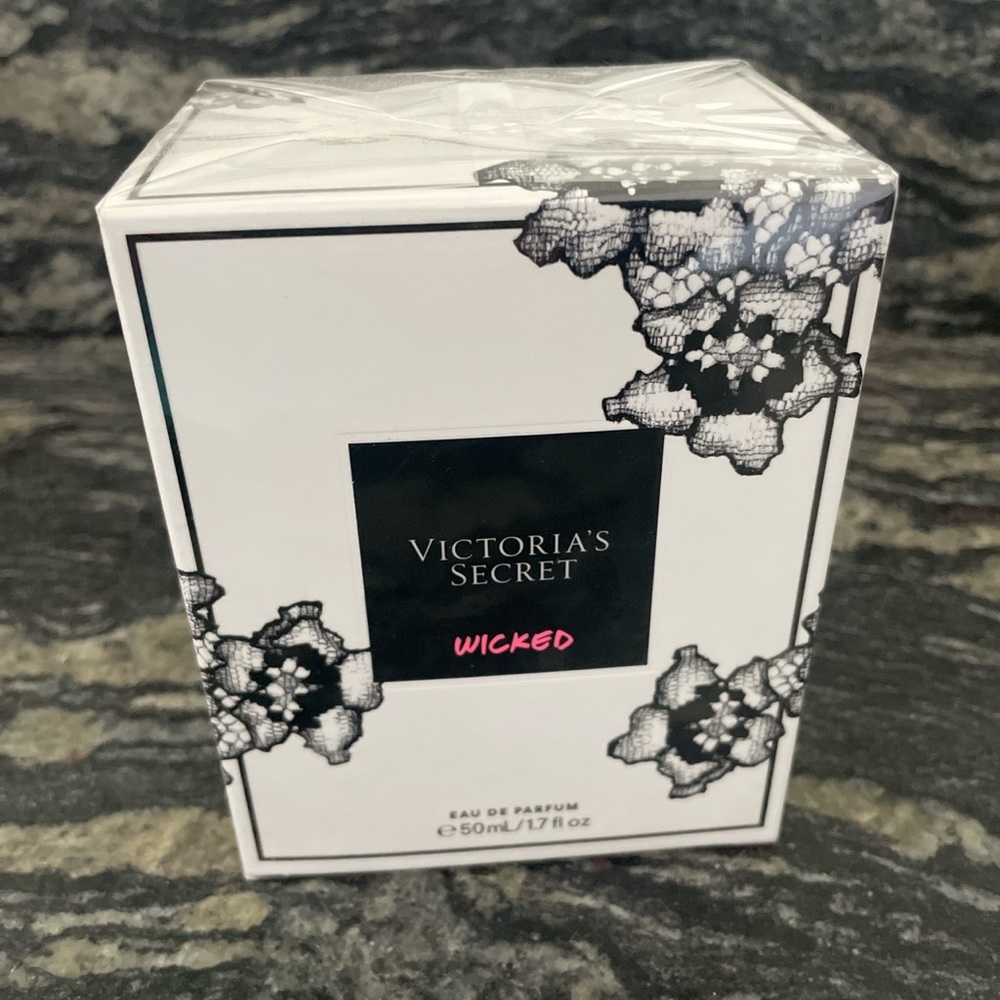 Victoria’s Secret Wicked Perfume 1.7 Fl Oz